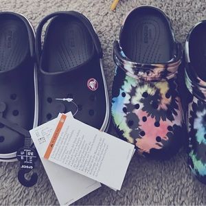 Children’s Crocs (toddler 11)